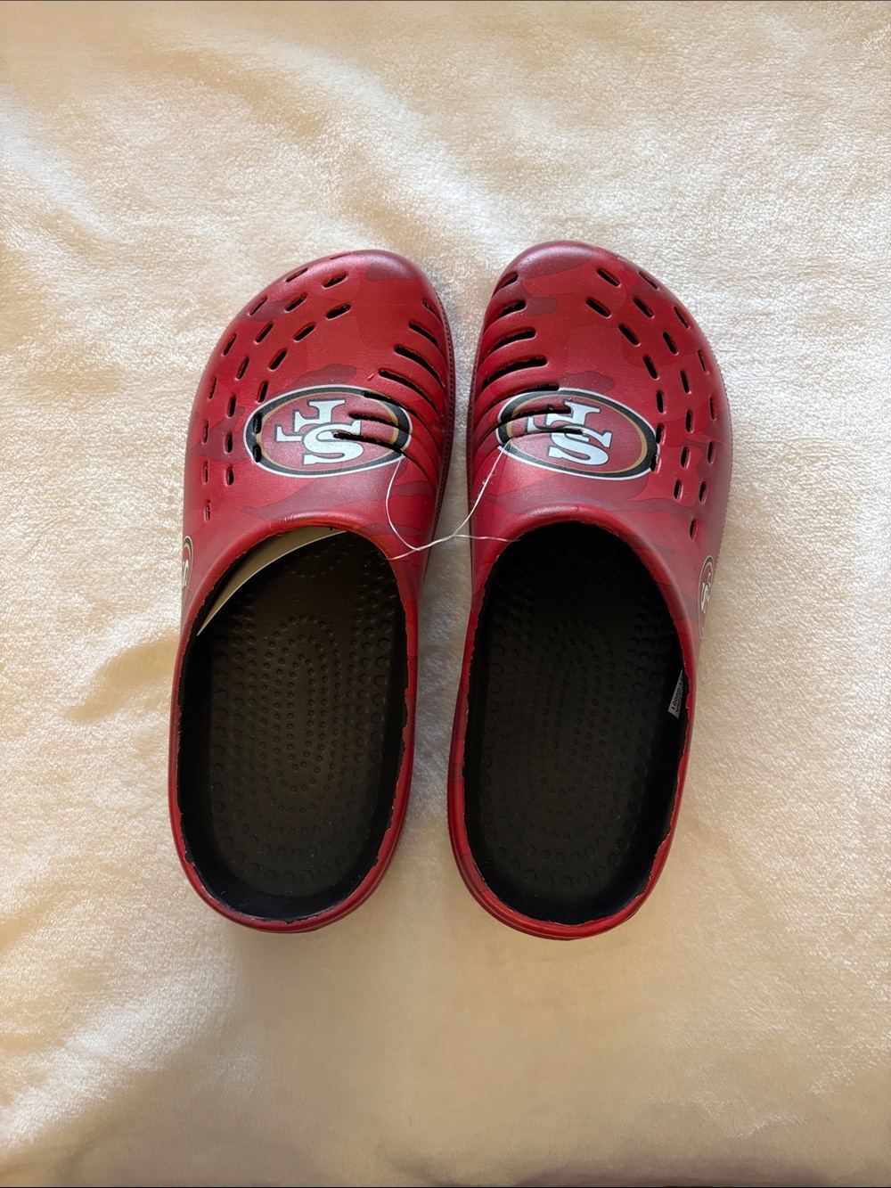 FOCO mens 49ers Clog with Team Logo
